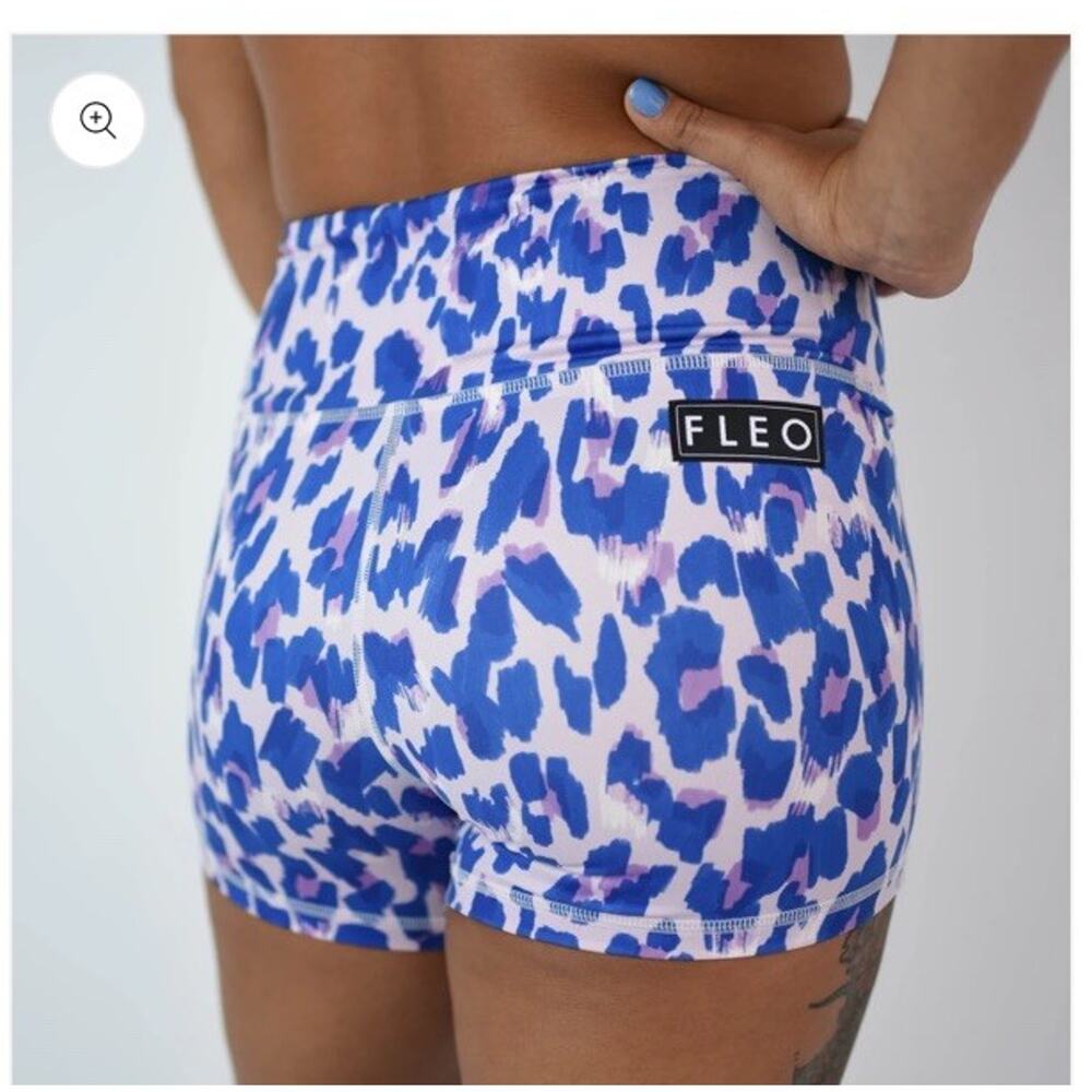 Fleo Violet Escape Shorts Power High Rise Women’s Activewear Size Small